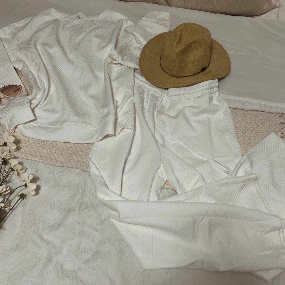 White Textured Slouchy Set